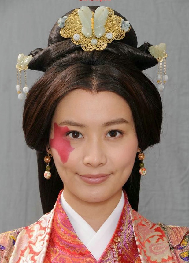 丑女夏迎春钟无艳,丑女夏迎春和钟无艳