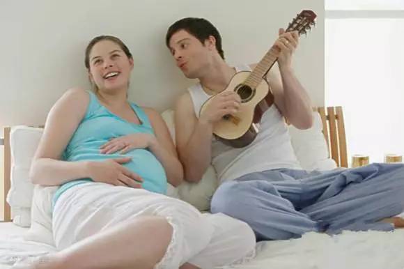 这四种是胎儿的求救信号,孕妈快重视起来!