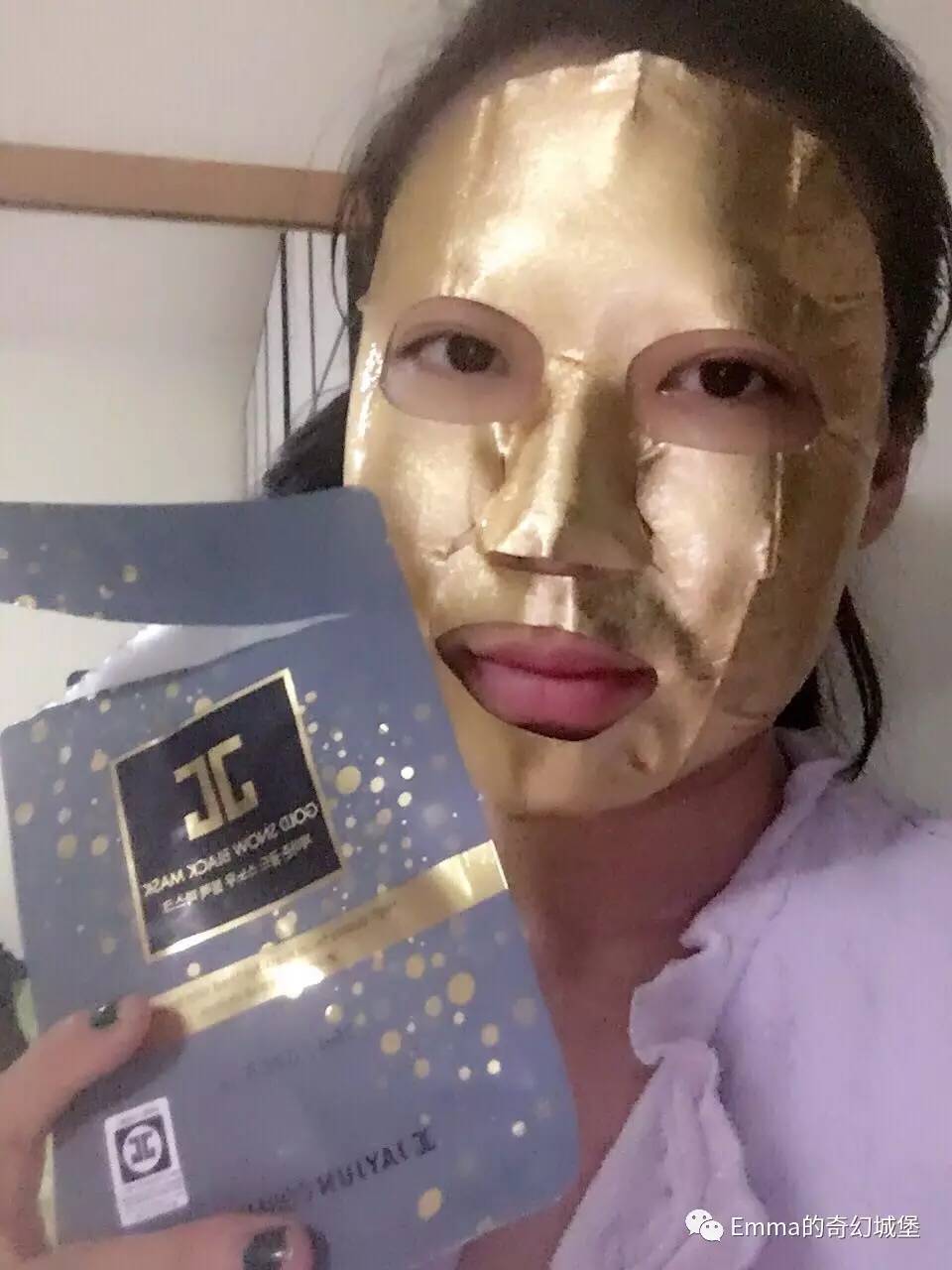 每个人都带着一副面具电影,每个人都有一副面具