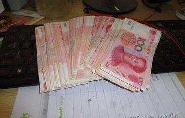 一根细红绳利润百倍，他们到底怎么卖出去？