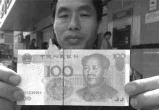 一根细红绳利润百倍，他们到底怎么卖出去？