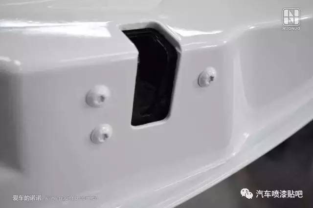 阿斯顿马丁suv改色膜案例,阿斯顿马丁贴膜改色品牌排行榜