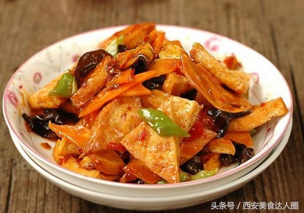 饭店最火的一道菜做法简单,饭店最受欢迎的家常菜