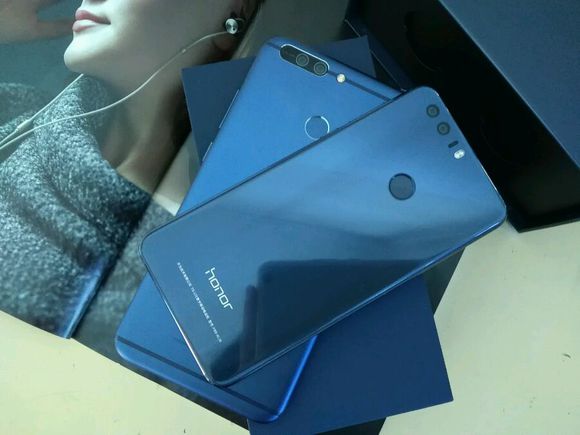 魅海蓝和哪种蓝色接近,魅海蓝和幻夜黑哪个颜色好