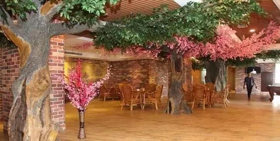 一起泡个温泉,温泉泡池冬天来一场暖暖温泉旅行