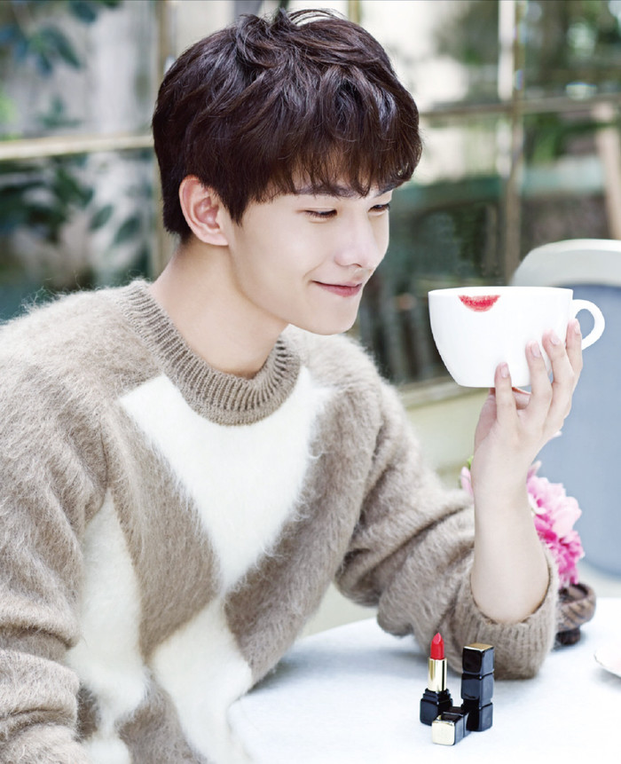 有了这只口红，我才不要男朋友！