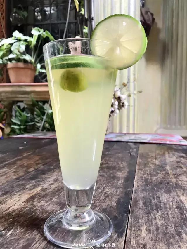 在最接地气的商圈怒喝12杯老盐柠檬水是一种什么样的体验？