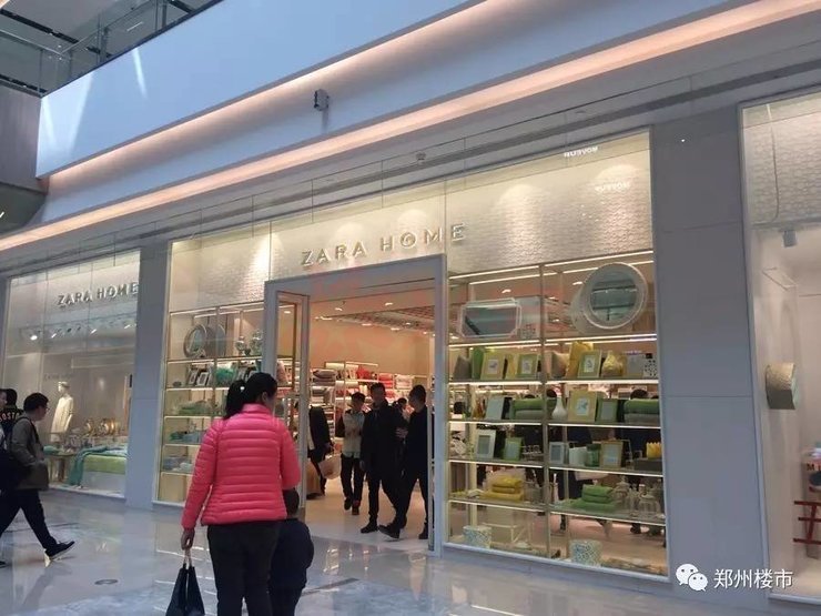 开在富豪门口的“快时尚商业”，它离“火”还有多远？