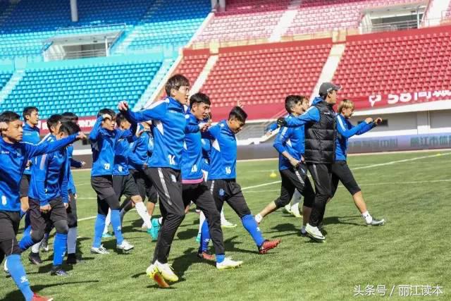 值得!为了明天这件事,丽江好多人连化賩都不克了