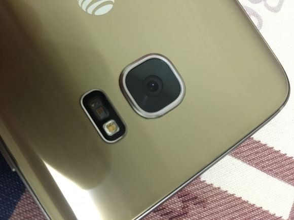 三星s7edge日版单卡上市价格,2019还值得买三星s7edge吗