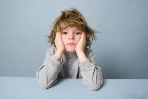 当孩子遭遇校园欺凌家长该怎么做,当孩子在学校受欺负了家长怎么办