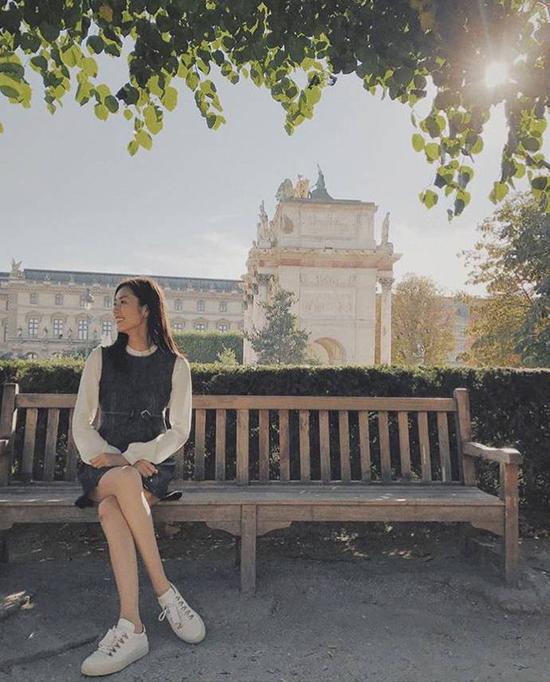 杨幂刘雯同款的小白鞋图片,真皮百搭刘雯同款小白鞋