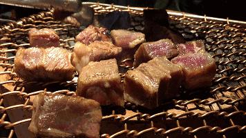 火爆!在家里烤肉如何才能烤得又嫩又香?