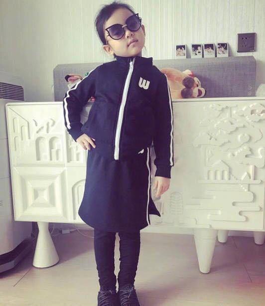 网友说陈乔恩的蟑螂死得贵气，不过陆毅能买豪车却出不起洗车钱？