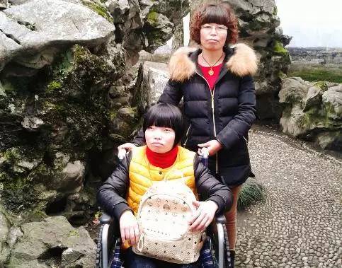 先天脑瘫、路人侧目,18岁她发帖求职逐梦人生这个萧山女孩的阳光不言弃,我服!