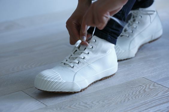 好看耐操不跟风，不一样的小白鞋不一样的你