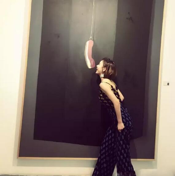 云巅之上简兮惊艳化妆出场,云巅之上简兮表演被肯定