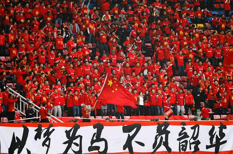 中国队赢了泰国一起欢呼原视频,中国队赢了我们为什么热泪盈眶