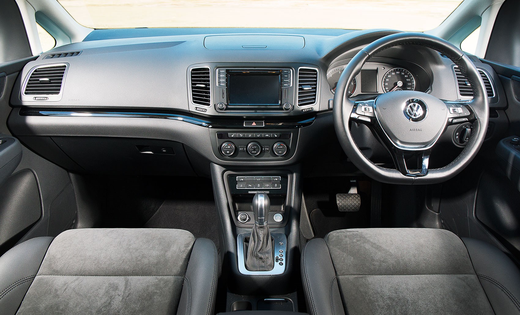 你们想要的7座车,看英国媒体如何吐槽吧!