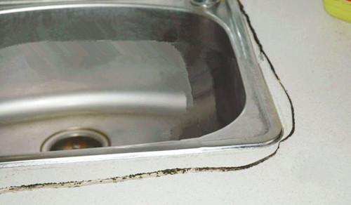 厨房水槽下面千万别浪费,水槽下水管太脏了怎么办