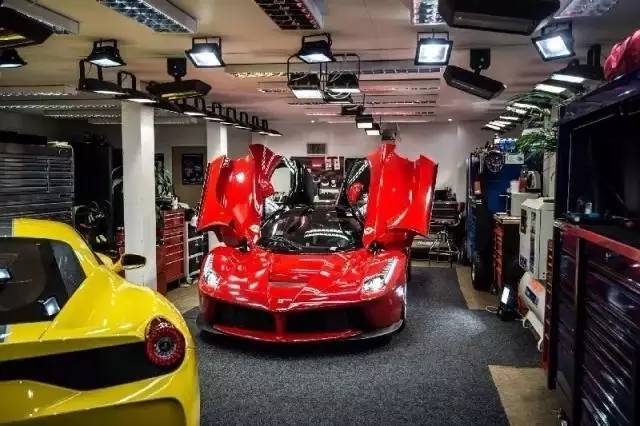 就算你月薪5万又怎样，在这儿也只够洗次车