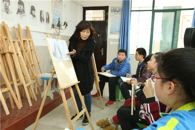 鍏畨閲戝畨鍖烘竻姘存渤瀛︽牎,鍏畨甯傛竻姘存渤瀛︽牎鏁欒偛