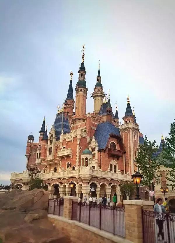 上海迪士尼乐园游玩全攻略,上海迪士尼乐园游玩攻略全过程