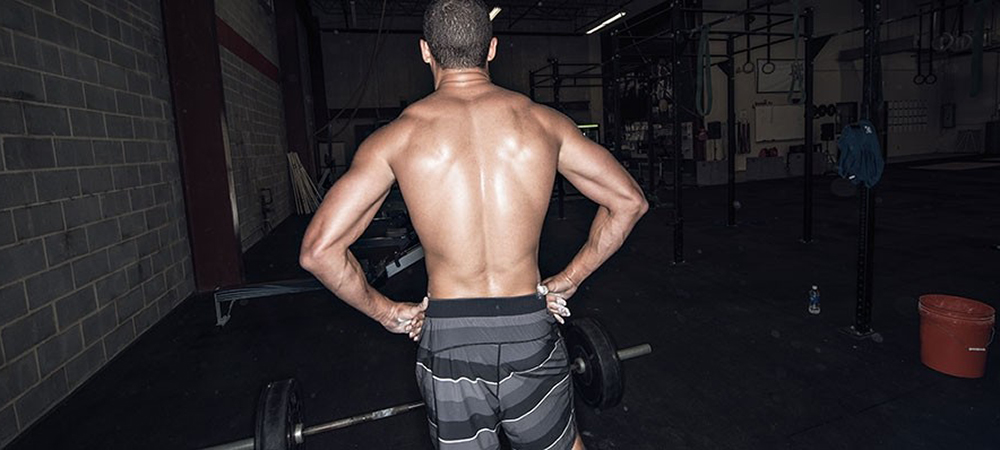 男士背上长痘,男士背上胸上长很多痘痘