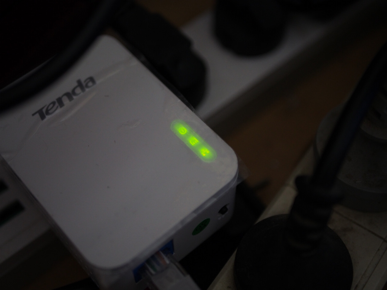 腾达千兆电力猫测评,腾达ph3千兆电力猫上下楼用