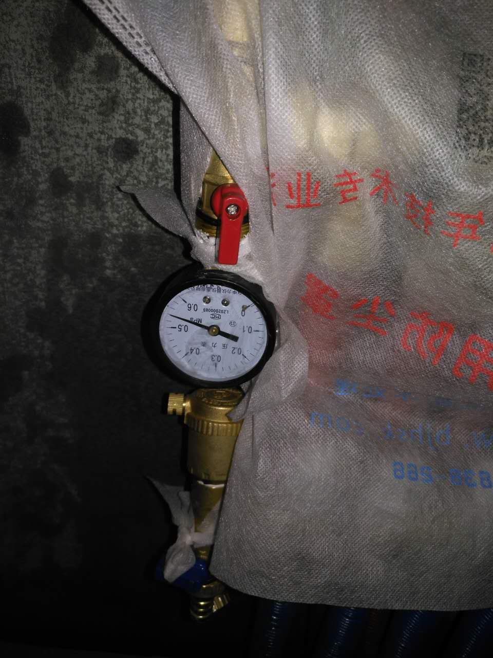 安装大金地暖价格,二联供空调地暖系统价格