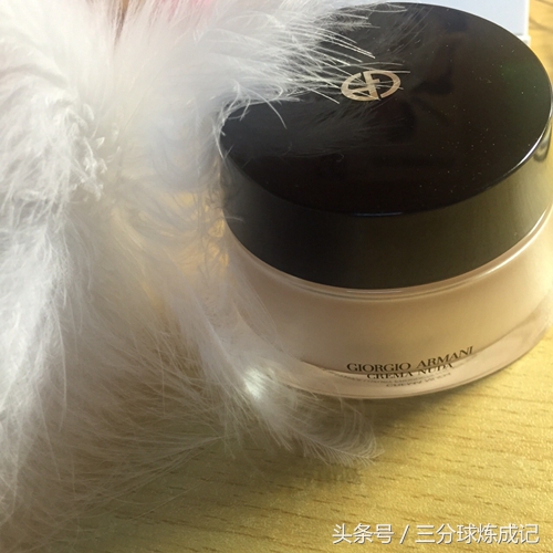 推荐一款遮瑕保湿的素颜霜,素颜霜美白遮瑕持久自然色