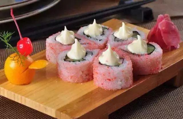 樱花美食有哪些,樱花美食让你眼前一亮