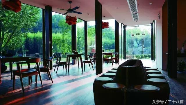 集装箱民宿散发艺术魅力,创意民宿集装箱房