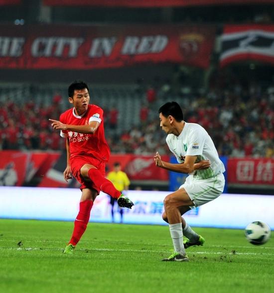 被称为国内最有天赋的足球球员,被夸有灵气