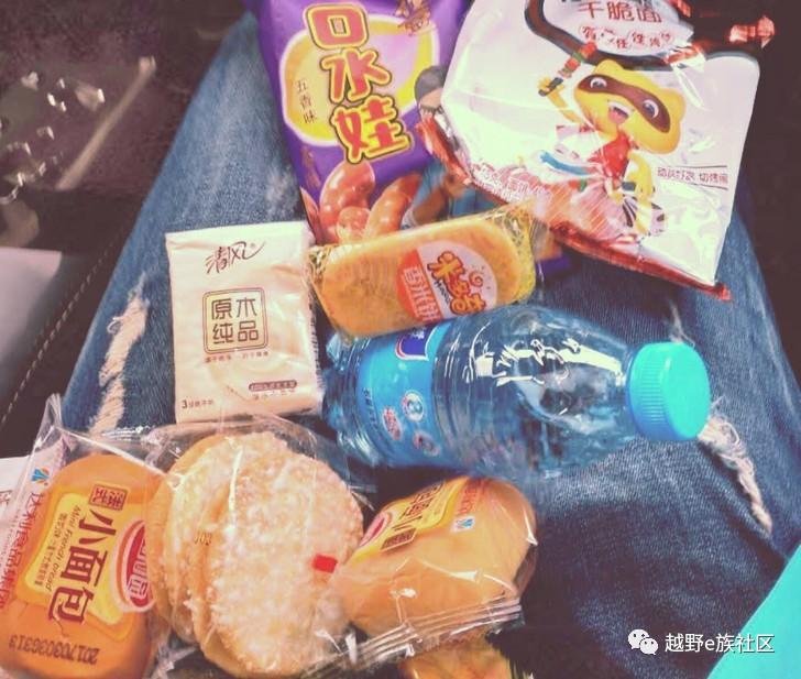 越野自驾游视频牧马人,牧马人越野车自驾游