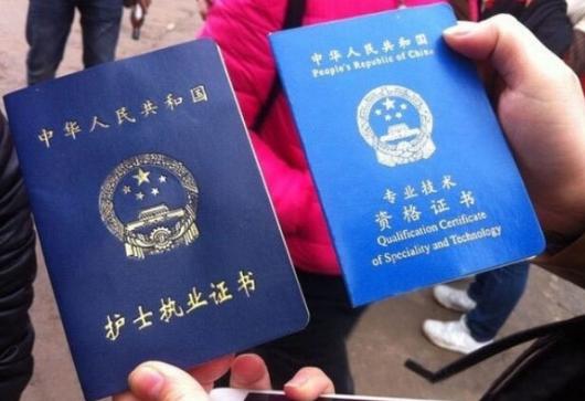 感受医护人员的艰辛与不易,体验到一线白衣天使的辛苦