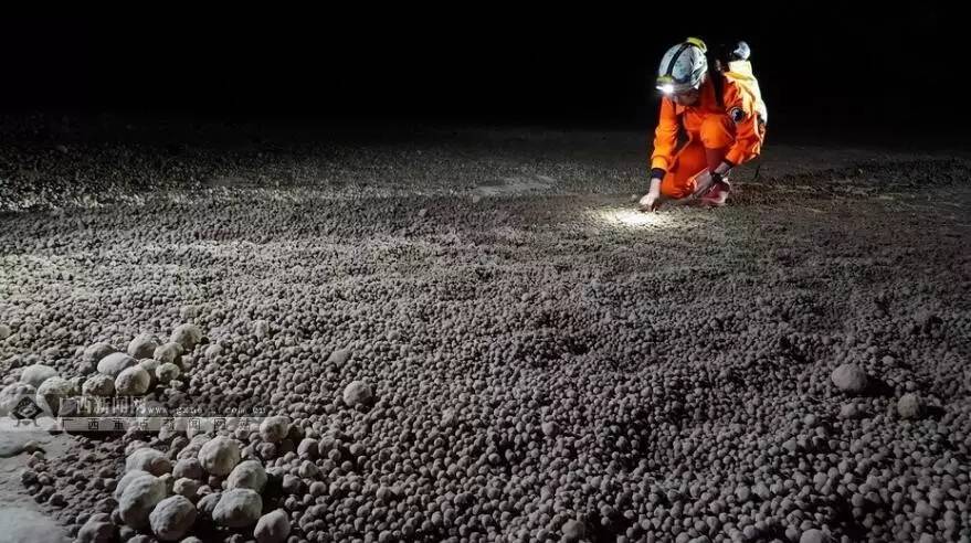 城报｜震惊！东兰发现了一个巨大的“黑色眼睛”，中外科考队惊讶不已