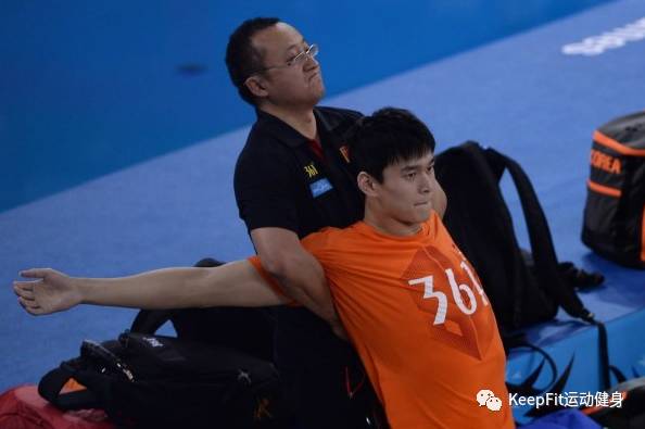 健身你必须知道的20个拉伸,健身你需要知道的15个拉伸动作