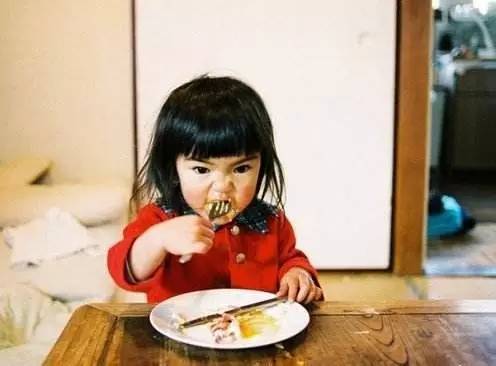 异物卡喉急救中医会怎么救,异物卡喉海姆立克急救法