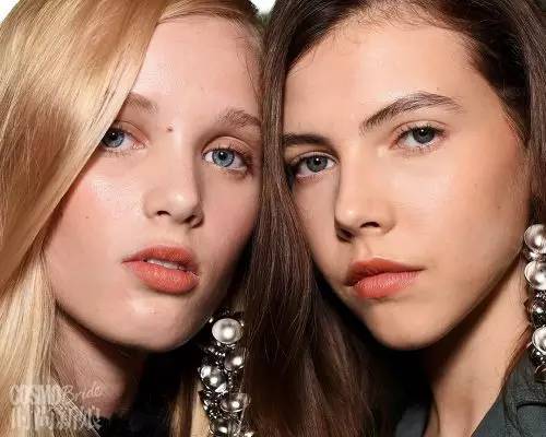 平价润唇膏种草,平价唇膏种草