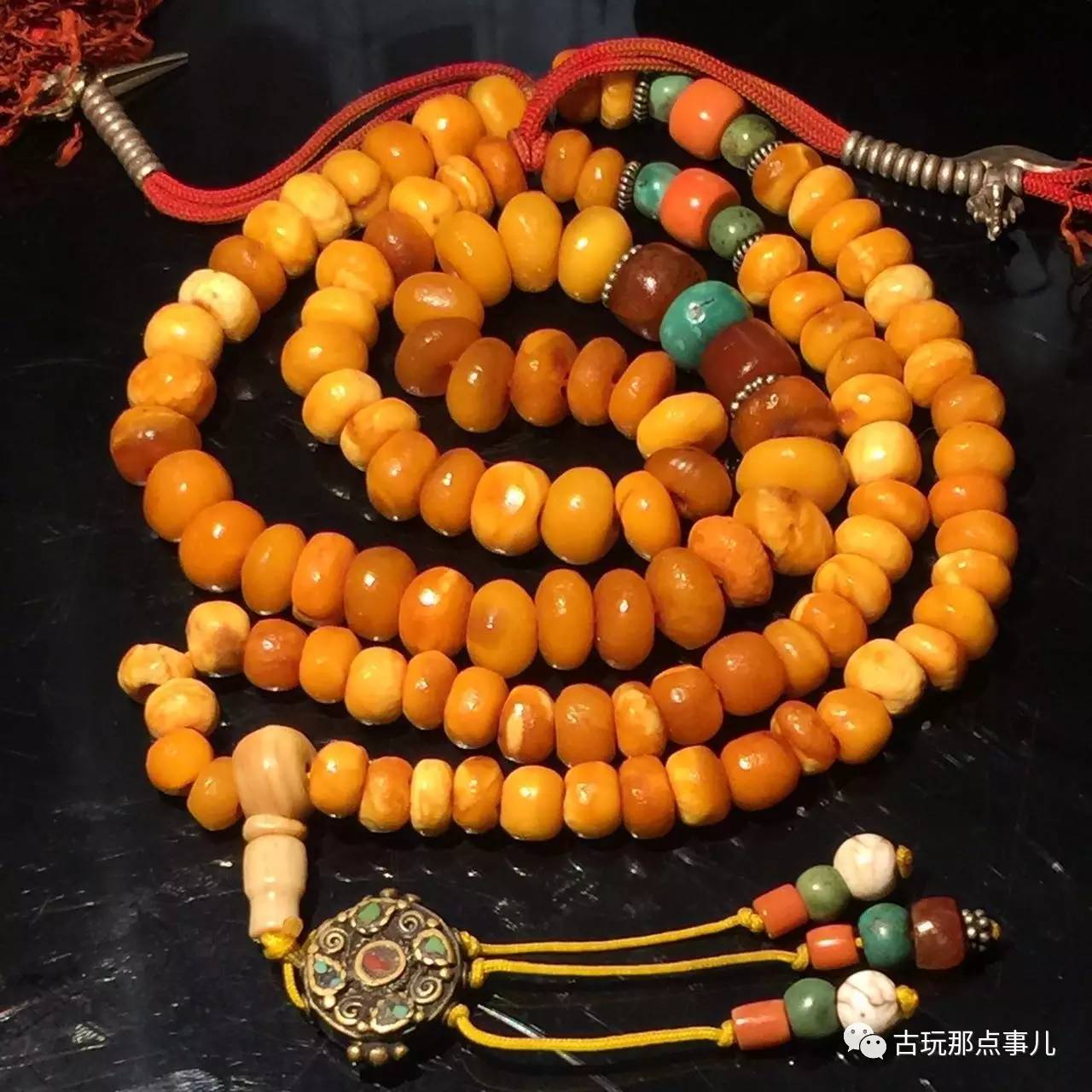 烤色蜜蜡和老蜜蜡的鉴别,老蜜蜡的鉴别方法和图片