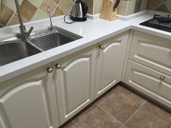 75平米两室一厅装修简美,75平顶楼带阁楼的装修清单