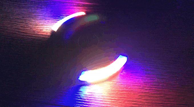 一款会飞的指尖陀螺,只能转不能锤的指尖陀螺