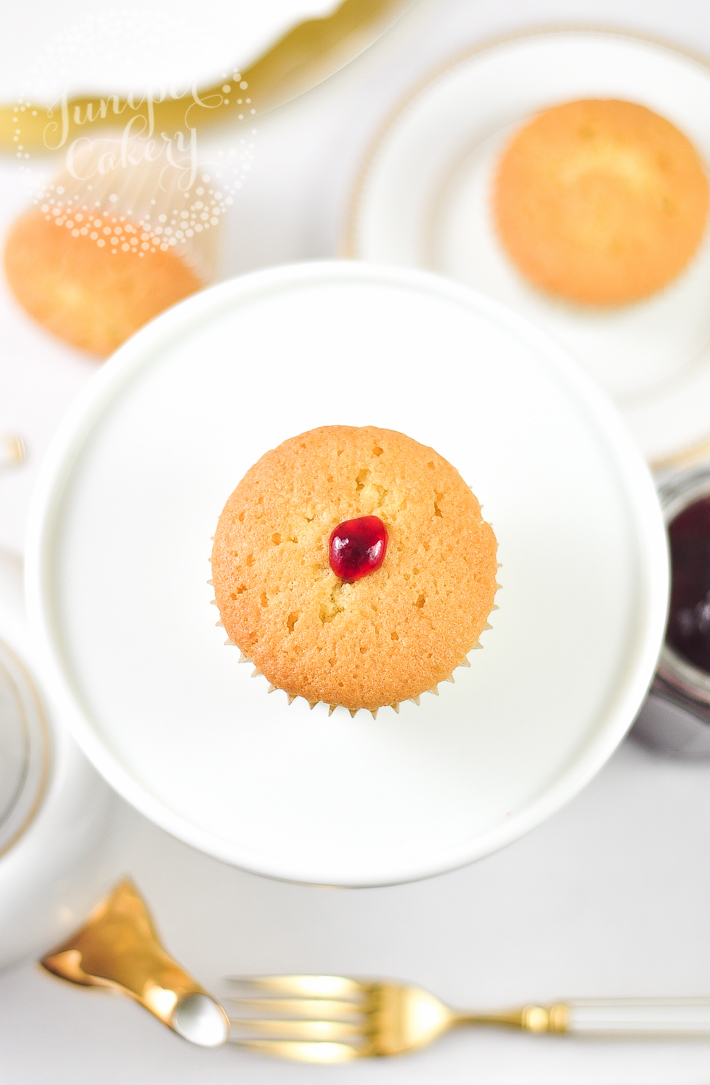 怎么在纸杯蛋糕里加馅,纸杯蛋糕怎么注入奶油