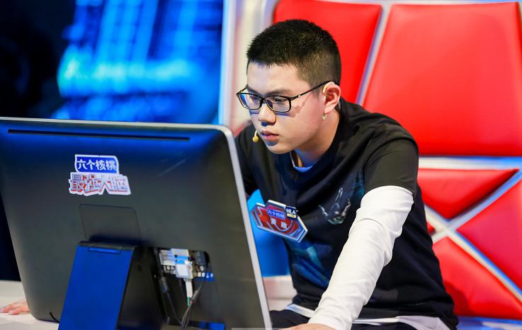 机器人也来凑热闹,美的智能王空调最强大脑最后一战打响