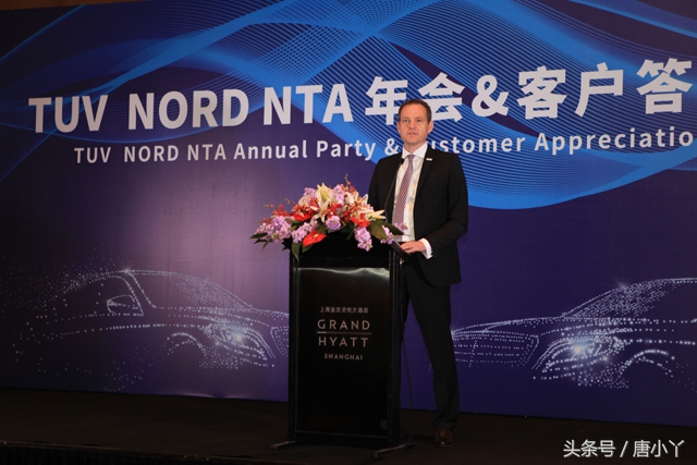 不忘初心砥砺前行开启新征程,不忘初心启新程牢记使命再出发