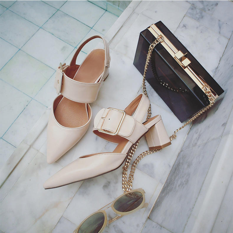 鞋子过大了怎么办教你两个方法,在网上买鞋子买大了怎么换一下