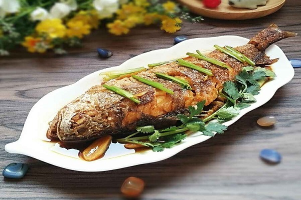 怎样煎鱼不粘锅又不烂呢,怎么煎鱼不粘不烂