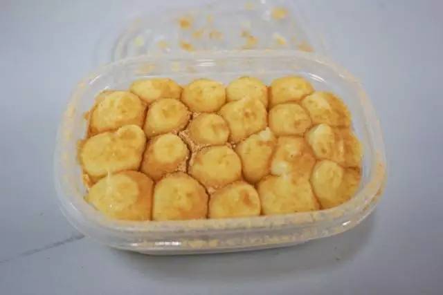 豆乳盒子网红蛋糕哪里有,最近火爆网红甜品外面是蛋筒