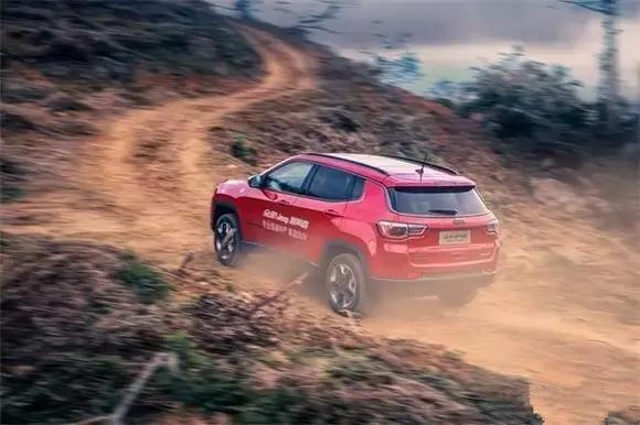 孙俪代言的吉普车,jeep指南者孙俪代言视频